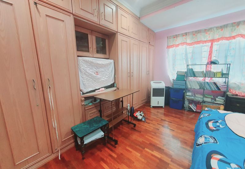 Pasir Mutiara Condominium