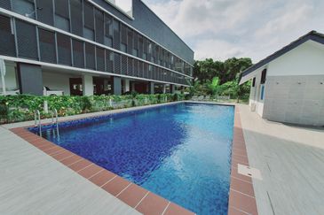 Grand Residence @ Merak Mas