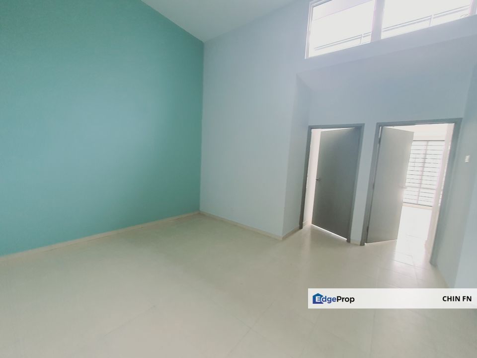 Fully Renovated 2 Sty Teres 24hr Security Country Villa Ayer Keroh Melaka, Melaka, Bemban