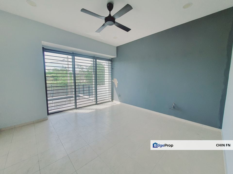 Fully Renovated 2 Sty Teres 24hr Security Country Villa Ayer Keroh Melaka, Melaka, Bemban