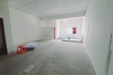 1st Floor Office Busy Area Pusat Perniagaan Bukit Baru Utama Melaka