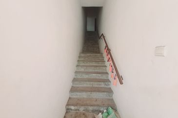 1st Floor Office Busy Area Pusat Perniagaan Bukit Baru Utama Melaka