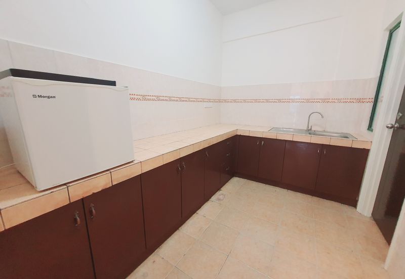 Good Price Ground Floor Fully Furnish Gold Coast Bukit Katil Manipal U Melaka