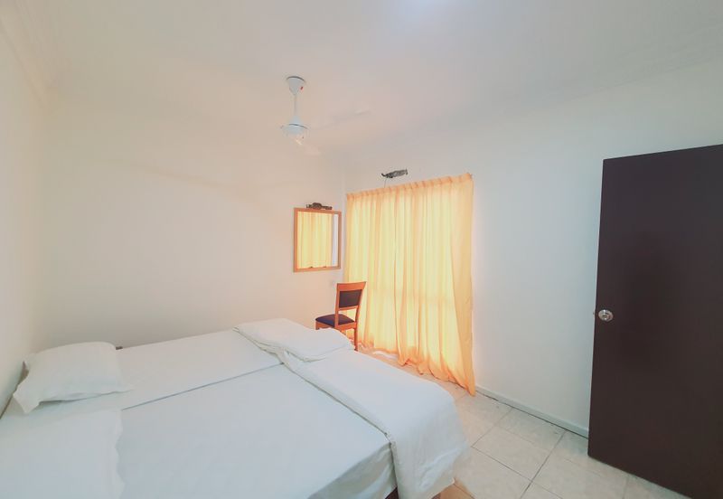 Good Price Ground Floor Fully Furnish Gold Coast Bukit Katil Manipal U Melaka