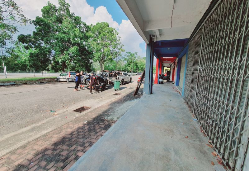 Face Main Road Ground Floor Paya Rumput Utama Cheng Batu Berendam Melaka