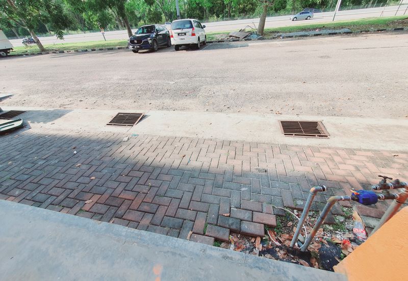 Face Main Road Ground Floor Paya Rumput Utama Cheng Batu Berendam Melaka