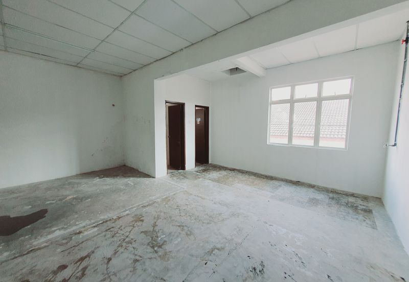 1st Floor Shop Face Main Road Paya Rumput Utama Cheng Batu Berendam Melaka