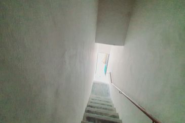 1st Floor Shop Face Main Road Paya Rumput Utama Cheng Batu Berendam Melaka