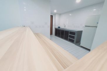 KONDOMINIUM SELAT HORIZON