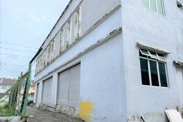 Jalan Kemus @ Simpang Ampat