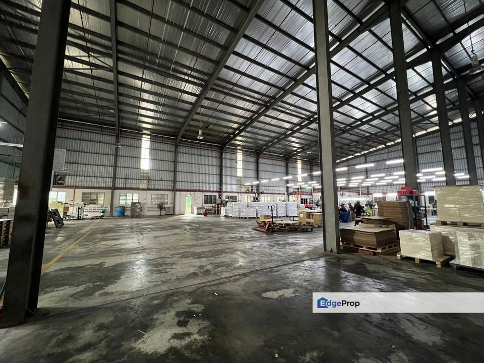 Big Factory 61,500 sqft 300 Ampere Manufacturing Perindustrian Krubong , Melaka, Krubong
