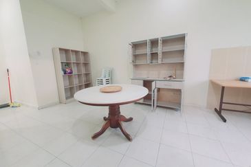 Big 3800 sqft Corner 1 Sty Semi D Angkasa Nuri Infineon CTRM Batu Berendam