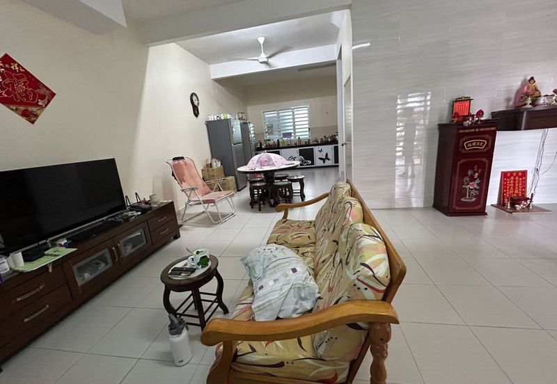 Super Size 22 x 80 sq.ft with 24hr Security Angkasa Nuri Batu Berendam