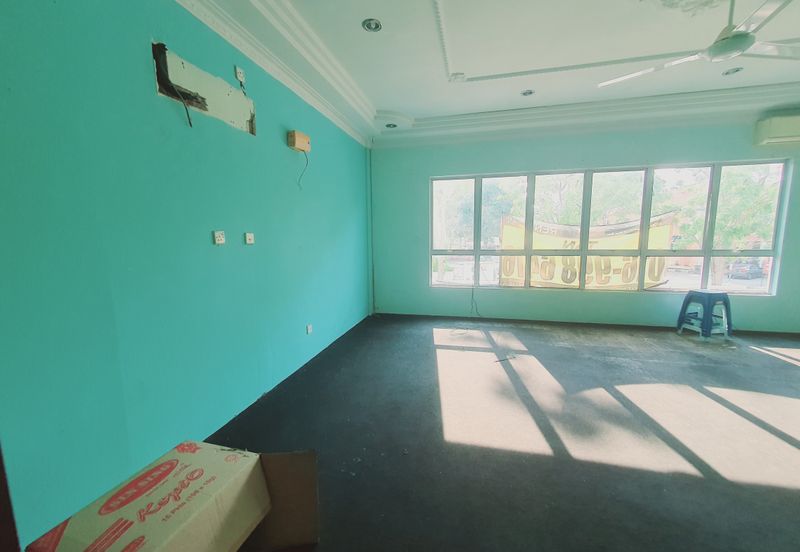 1st Floor Shop Office Partition Room Carpet Tasik Utama Ayer Keroh MITC