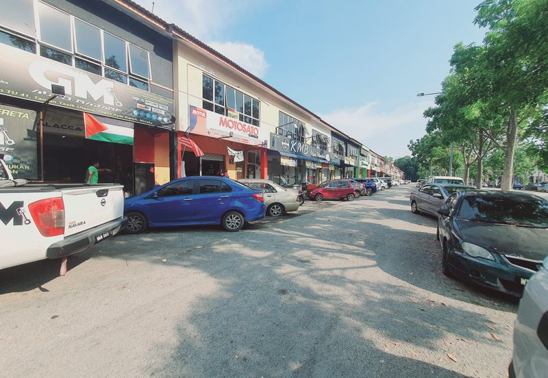 1st Floor Shop Office Partition Room Carpet Tasik Utama Ayer Keroh MITC