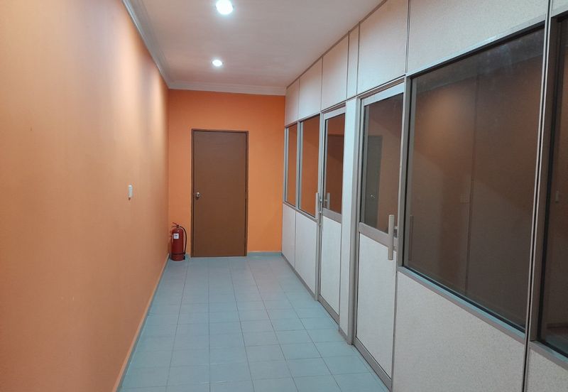 Face Main Road Ground Floor Shop Tasik Utama UTeM Ayer Keroh MITC