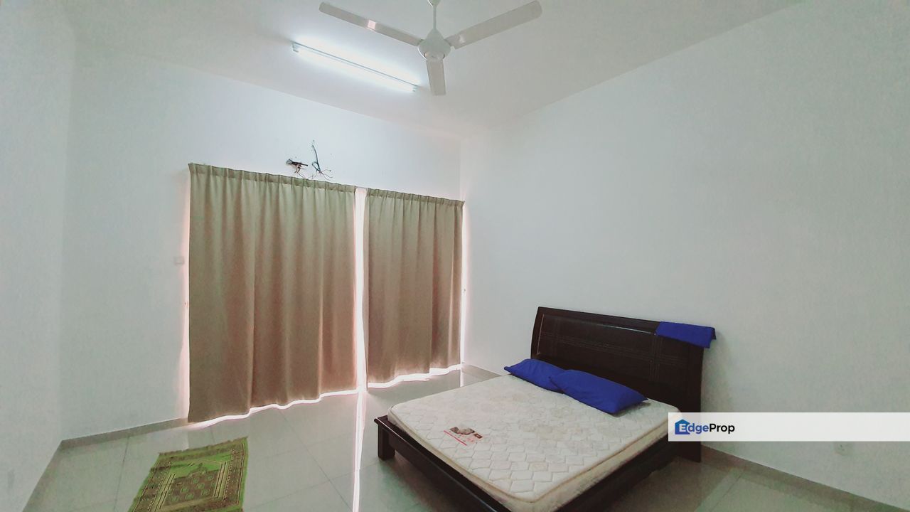 Below Value 7% House 2 Sty Terrace 24hr Security Country Villa Ayer Keroh, Melaka, Ayer Keroh