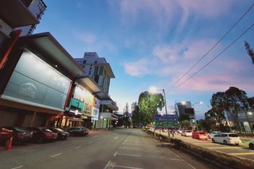Facing Main Road Ready Tenant Kota Laksamana Syahbandar Bank of China