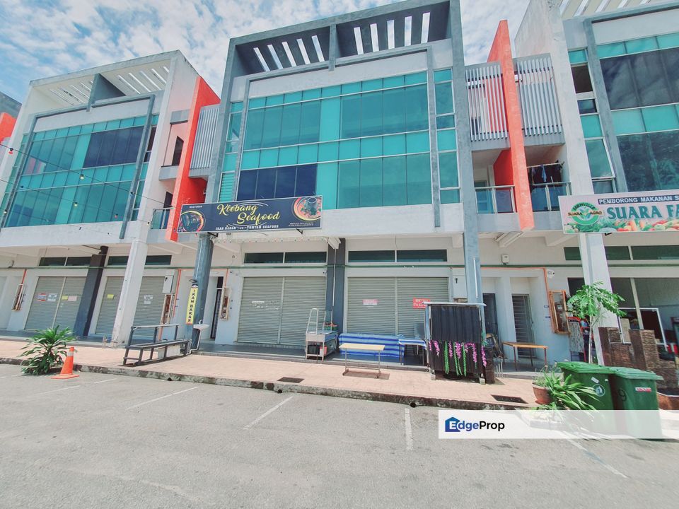 Lowest Price 2nd Floor Facing Main Road Partition Office Klebang Utama, Melaka, Klebang