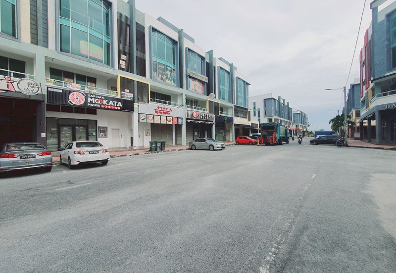 Ground Floor Shop Kota Syahbandar Laksamana nr Atlantis Jonker Walk