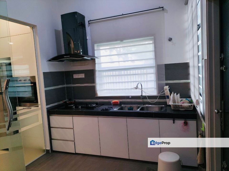 Fully Furnish Corner 2 Sty Teres Gangsa Impian Infinity Batu Berendam, Melaka, Batu Berendam