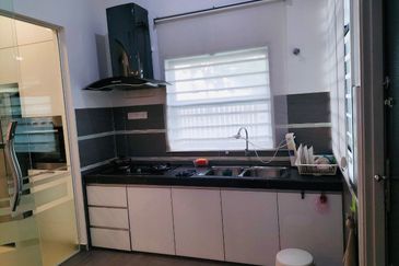 Fully Furnish Corner 2 Sty Teres Gangsa Impian Infinity Batu Berendam