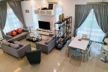 Fully Furnish Corner 2 Sty Teres Gangsa Impian Infinity Batu Berendam