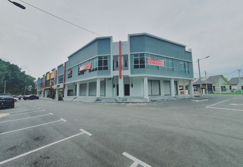 Very Big Brand New 2 Sty Shop 2600 sq.ft Bandar Baru Sungai Udang