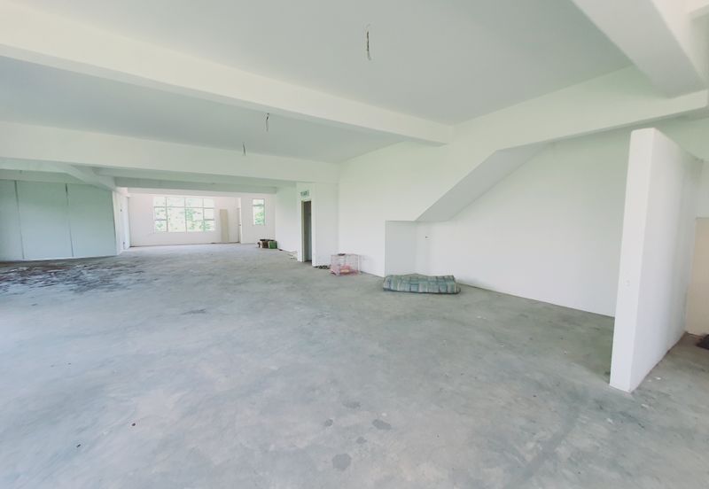 Big Size 2000 sq.ft Main Road 1st Floor Bertam Mutiara Cheng Batu Berendam