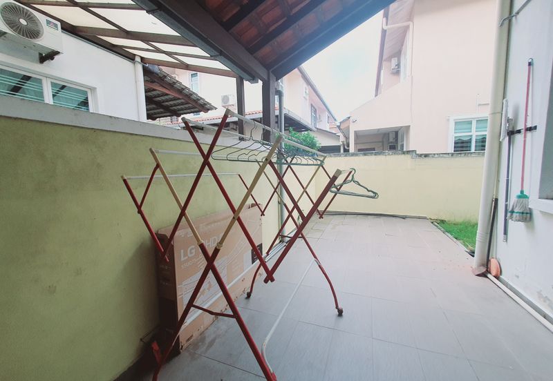 Below Value 16% / RM90K Renovated 2 Sty Semi D Batu Berendam Putra Infineon