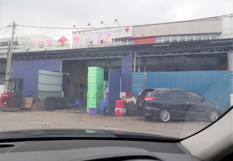 Very Big Factory 8000 sq.ft IKS Merdeka Jaya Batu Berendam Malim