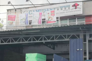 Very Big Factory 8000 sq.ft IKS Merdeka Jaya Batu Berendam Malim