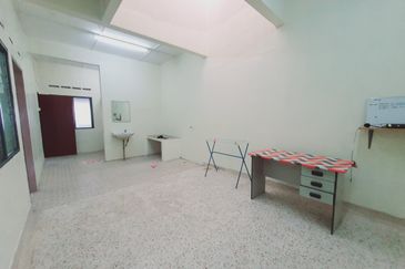 Freehold Good Price 1 Sty Terrace House Kerjasama MMU Bukit Beruang