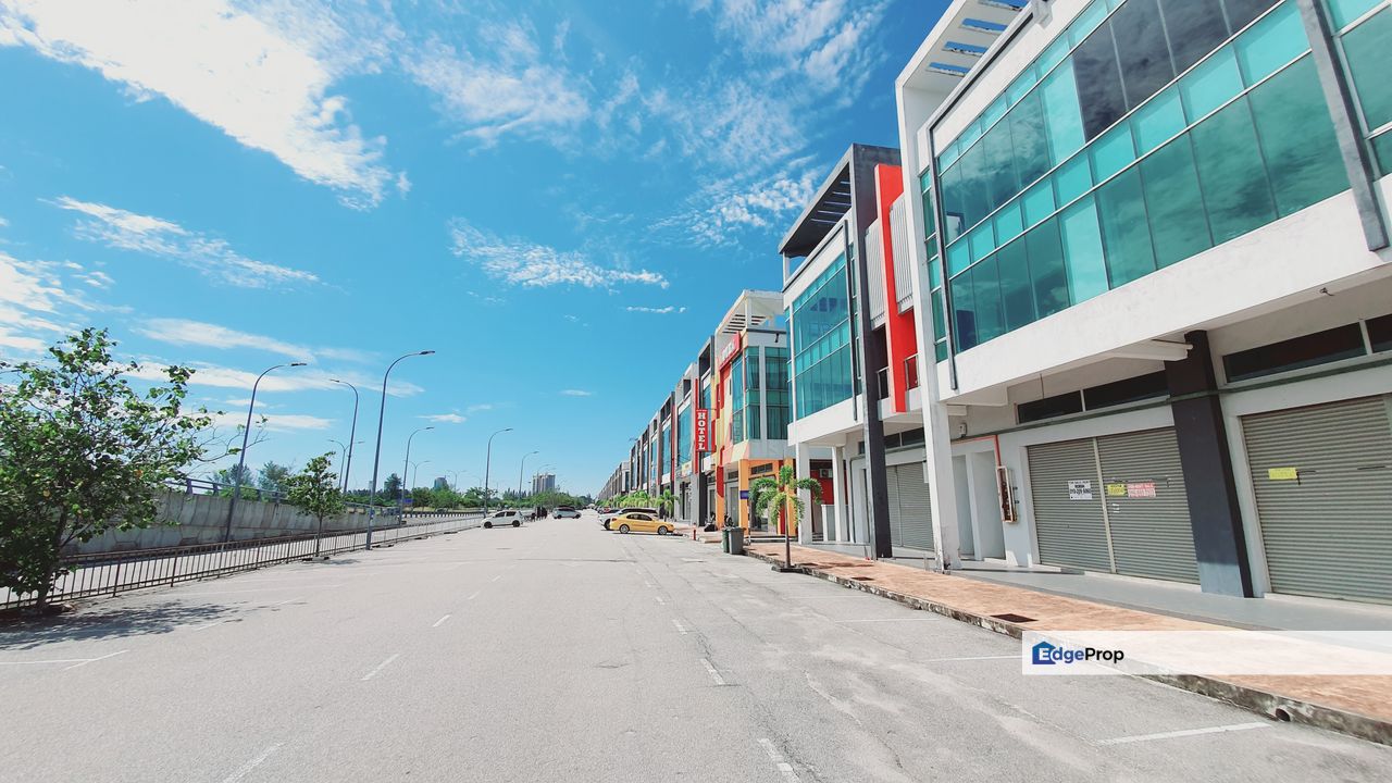 Facing Busy Main Road 3 Sty Shop Klebang Utama nr Kota Laksamana, Melaka, Klebang