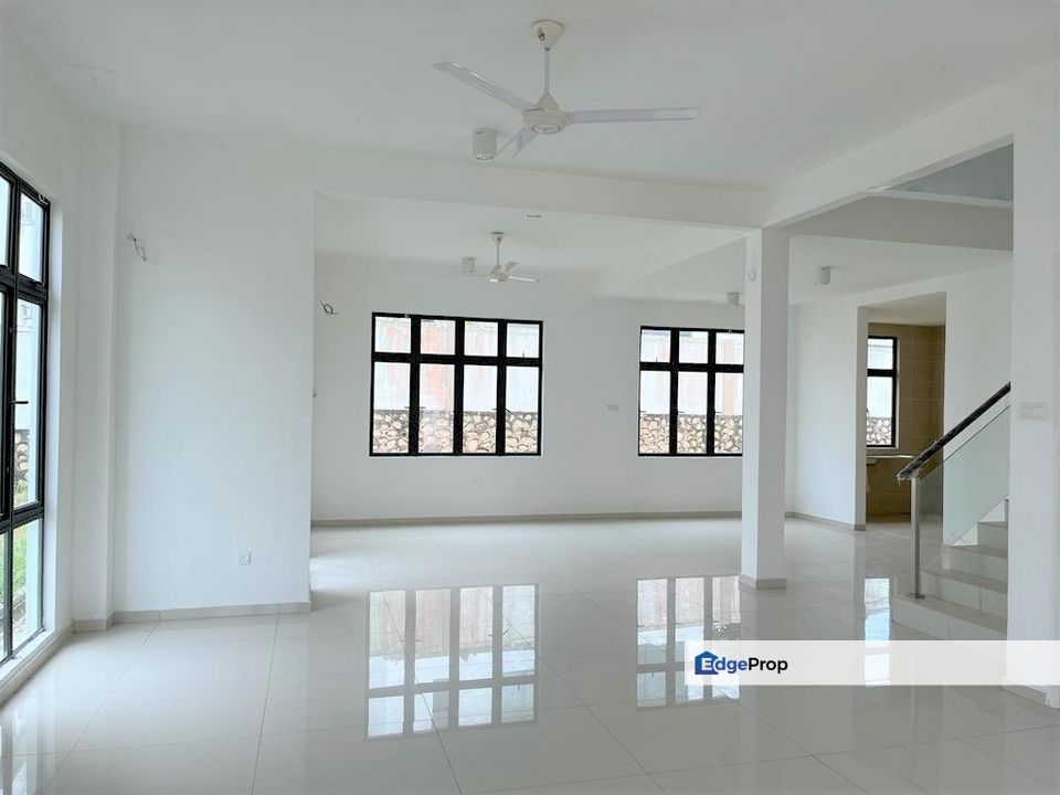 Big House 24hr Security 8600 sq.ft 2 Sty Bungalow Vista Kirana Ayer Keroh, Melaka, Ayer Keroh