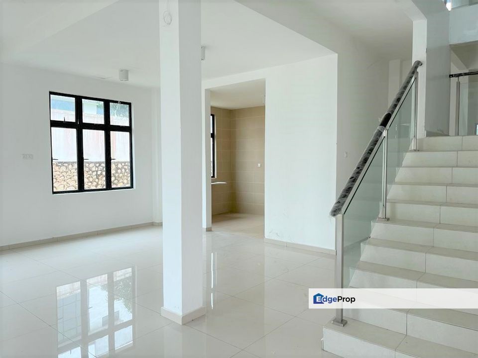 Big House 24hr Security 8600 sq.ft 2 Sty Bungalow Vista Kirana Ayer Keroh, Melaka, Ayer Keroh