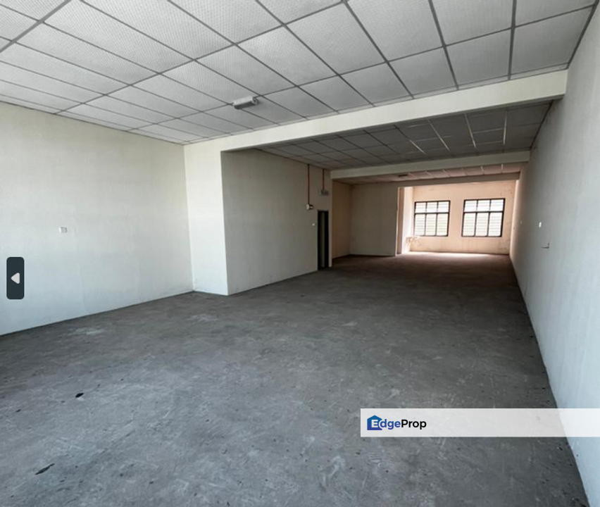 Office Lot Strategic Location 1st Floor Shop Cheng Baru Batu Berendam, Melaka, Cheng