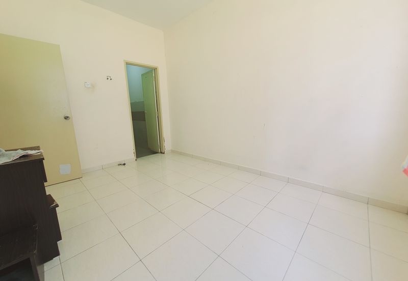 Ground Floor Good Price Pangsapuri Sutera Wangi Batu Berendam