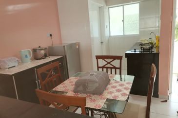 Big Condo Swimming Pool Fully Furnish Tanjong Samudera Kling Pantai Puteri