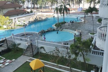 Big Condo Swimming Pool Fully Furnish Tanjong Samudera Kling Pantai Puteri
