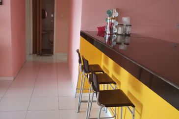 Big Condo Swimming Pool Fully Furnish Tanjong Samudera Kling Pantai Puteri