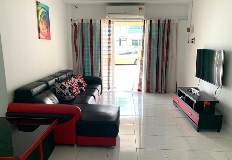 Fully Furnish Nice 2 Sty Terrace House Cheng Setia