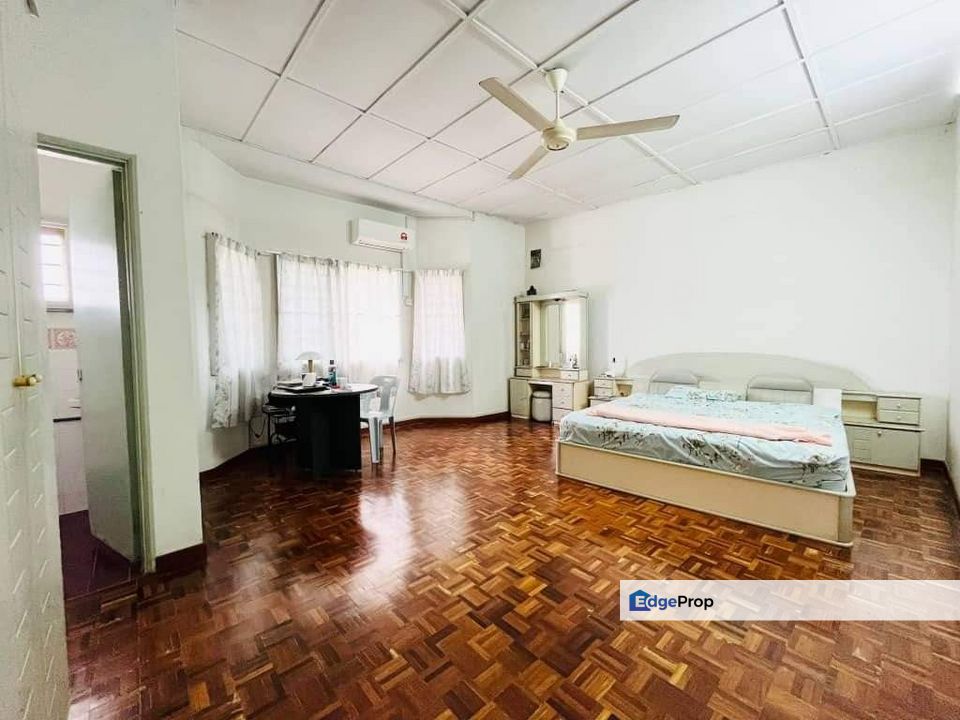 Nice & Big 1646 sq.ft 2 Sty Terrace House Desa Cheng Perdana, Melaka, Cheng