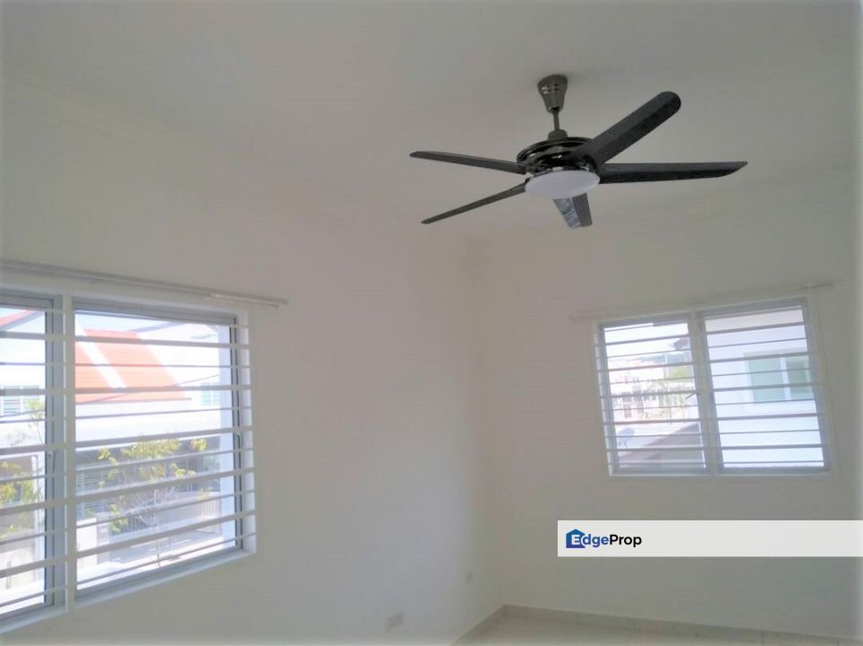 24hr Security Gated Guarded Freehold 2 Sty Semi D Nuri Durian Tunggal, Melaka, Durian Tunggal