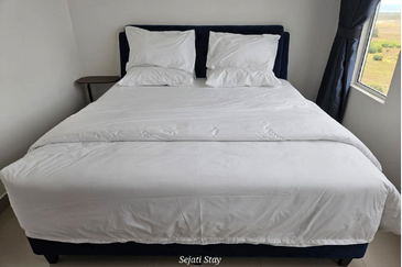 Nice Fully Furnish Brand New Condo Amber Cove Kota Laksamana