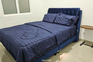 Nice Fully Furnish Brand New Condo Amber Cove Kota Laksamana