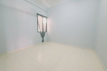 Low Level Good Price Rumah Pangsa Duyong Indah Semabok