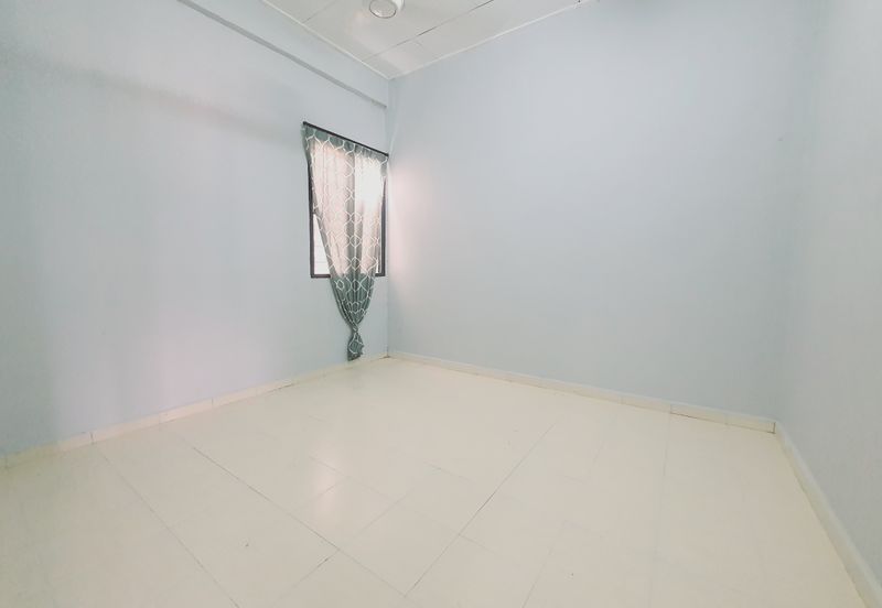 Low Level Good Price Rumah Pangsa Duyong Indah Semabok