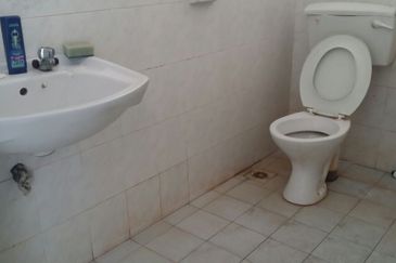 TAMAN BUKIT TERENDAK