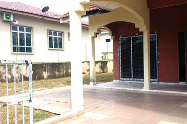 TAMAN BUKIT TERENDAK